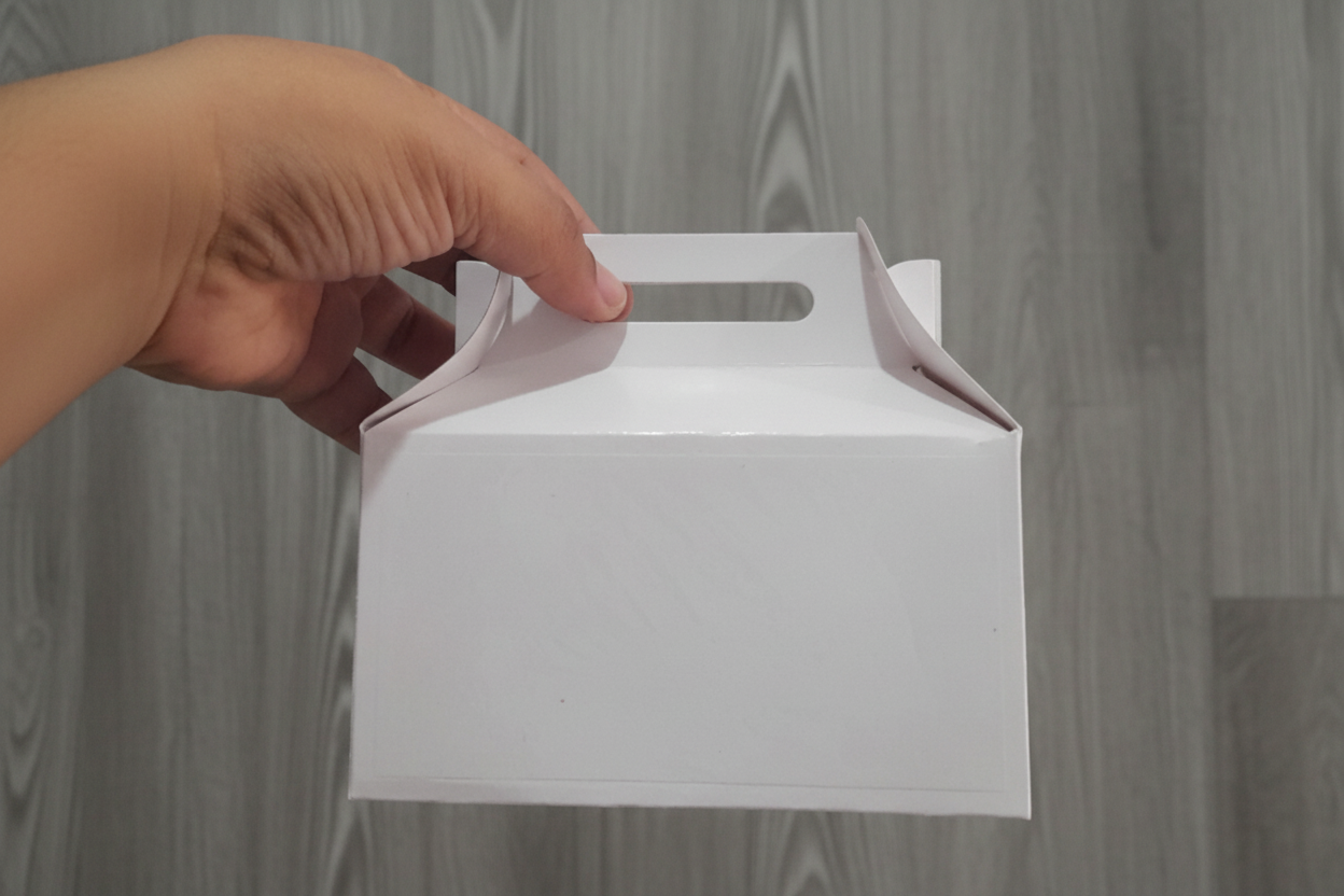 Caja lonchera blanca CDD