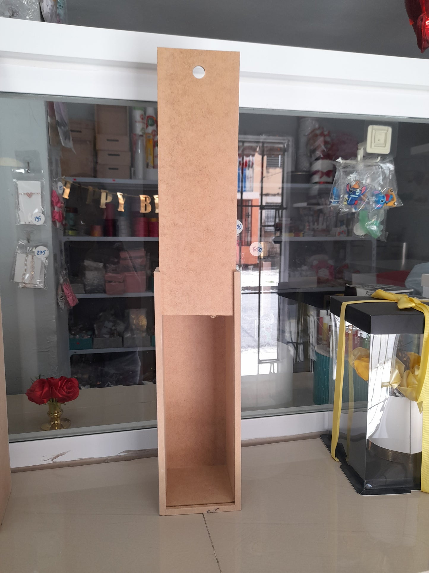 2.41 Caja de madera con tapa para vino DPM