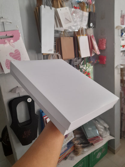 Caja 14x11x2 pulg