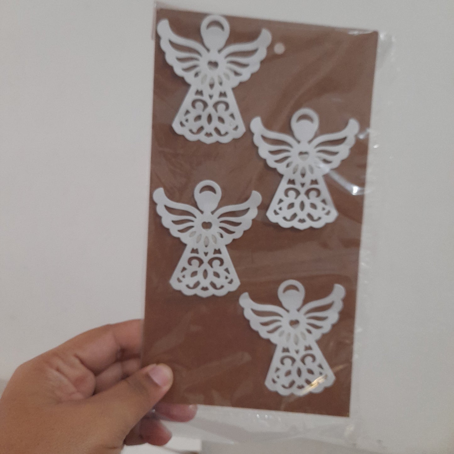 Religioso angel blanco o crema (cartonite)