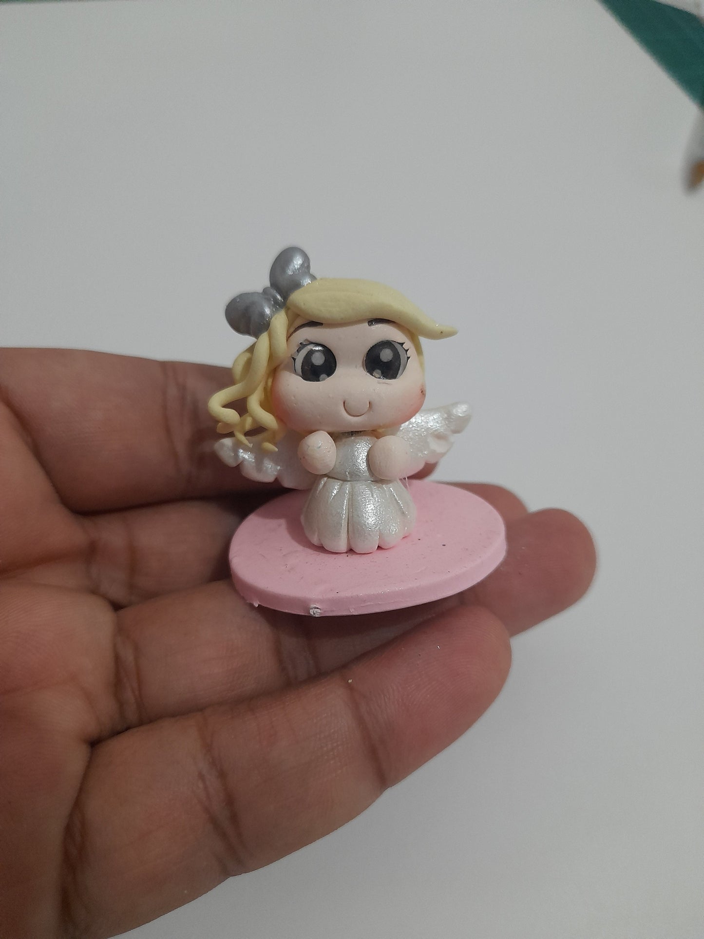 1.92 angelitos porcelana