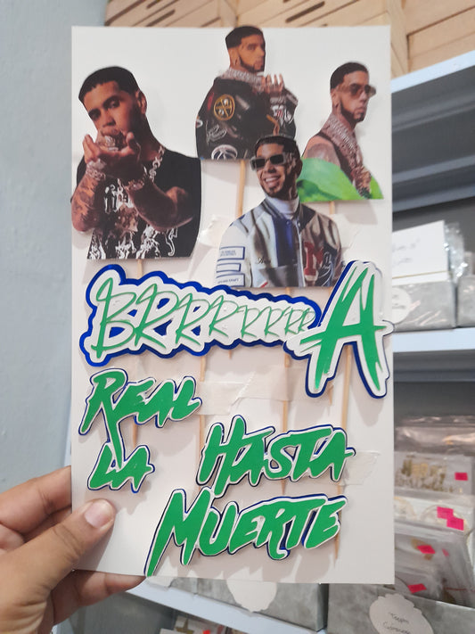 8.02 topper Anuel AA