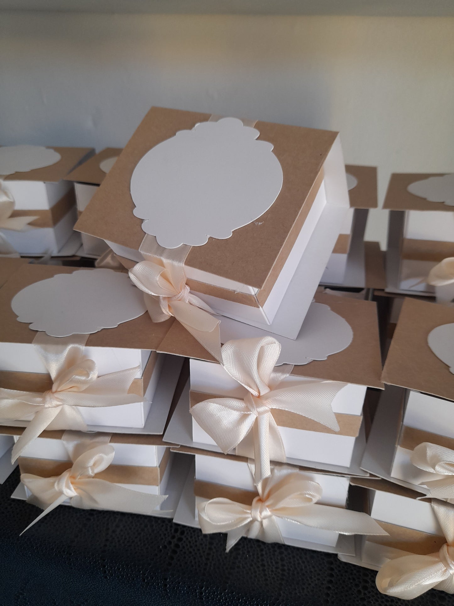 CG2 Cajas 3x3x2 tipo cofre