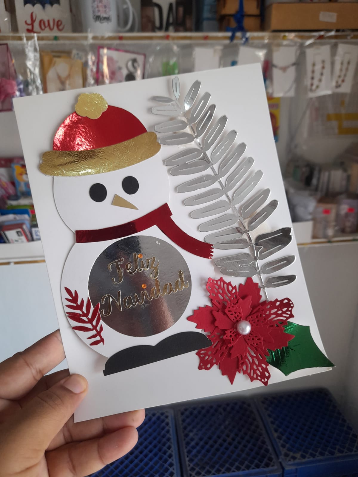 Muñeco de nieve navideño de cartulina