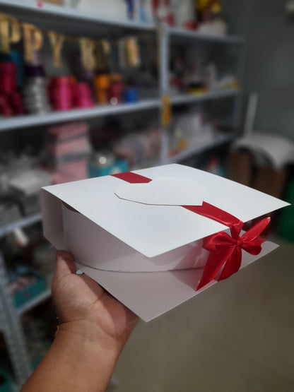 2.05 caja big corazon tipo libro tamaño 10x7x3