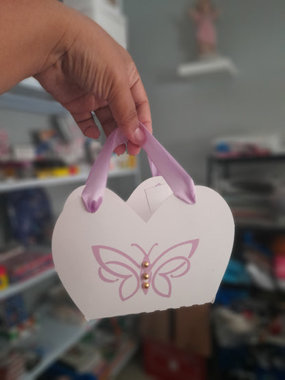 C Y B forma de corazón  6x5x3 BSA