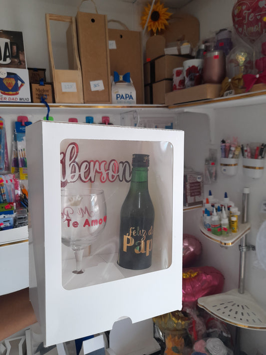 CG2 Caja para copa y botella