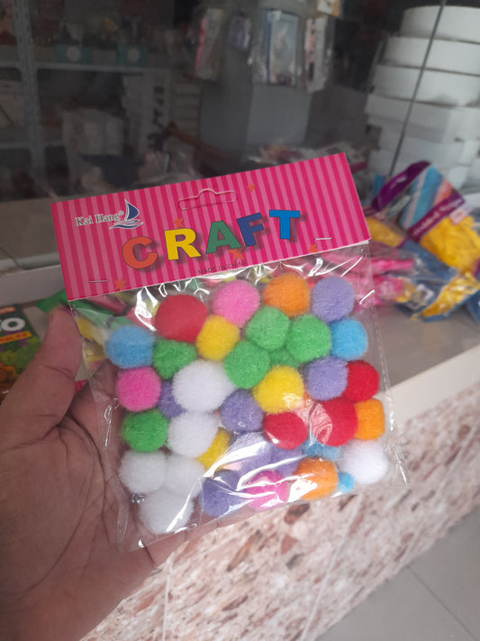 EH POMPONES